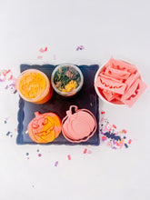 Load image into Gallery viewer, Pumpkin Face Mini Play Dough Kit
